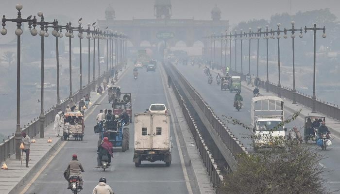 Smog crisis eases in Lahore yet pollution levels remain nation's highest