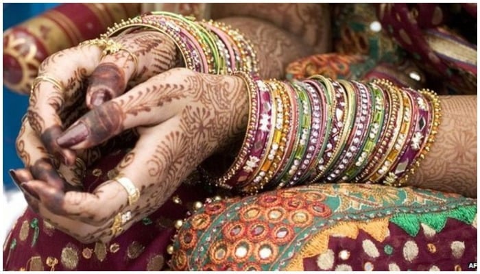 IIOJK girl arrested for entering AJK illegally