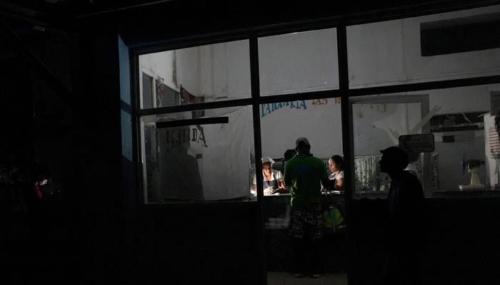 Cuba's electric grid collapses after power plant failure leaving millions without light