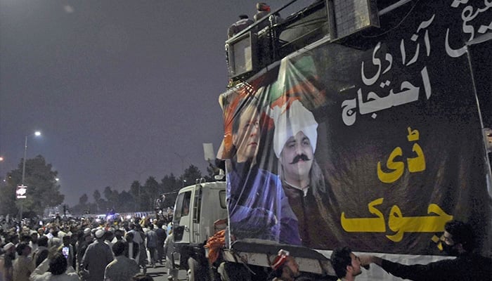 Fake news witnessed massive surge during PTI Islamabad march, reveals report