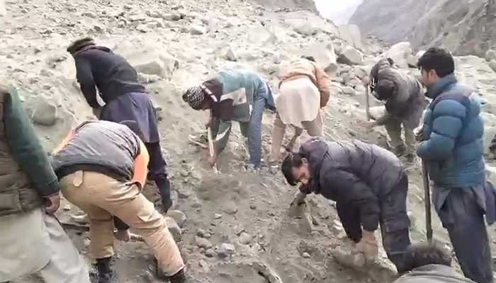 Landslide leaves five dead in Skardu